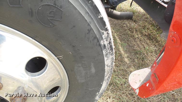 image for item DB3492 2007 Freightliner Columbia semi truck