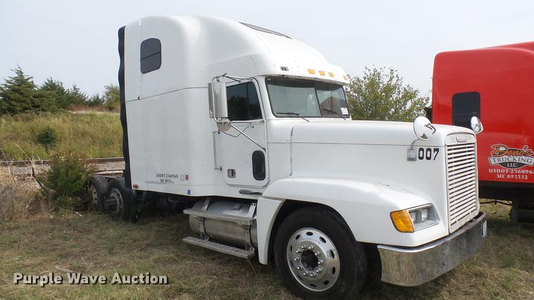 image for item DB3499 1998 Freightliner semi truck