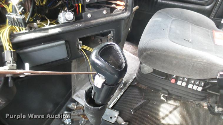 image for item DB3499 1998 Freightliner semi truck