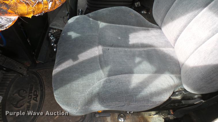 image for item DB3499 1998 Freightliner semi truck