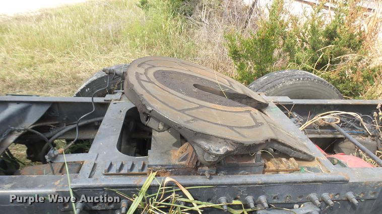 image for item DB3499 1998 Freightliner semi truck