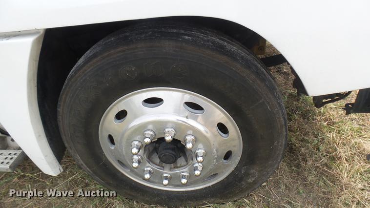 image for item DB3499 1998 Freightliner semi truck