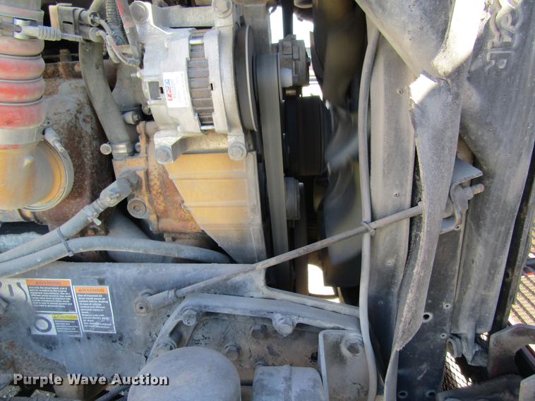 image for item DB5937 2007 Kenworth T600 semi truck