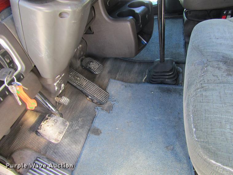 image for item DB5937 2007 Kenworth T600 semi truck