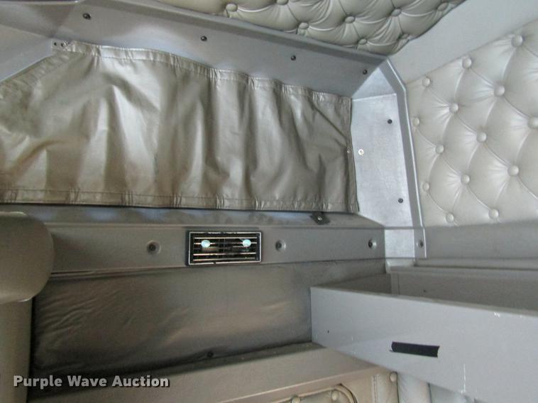 image for item DB5937 2007 Kenworth T600 semi truck