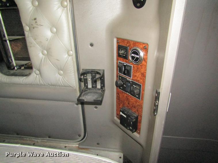 image for item DB5937 2007 Kenworth T600 semi truck