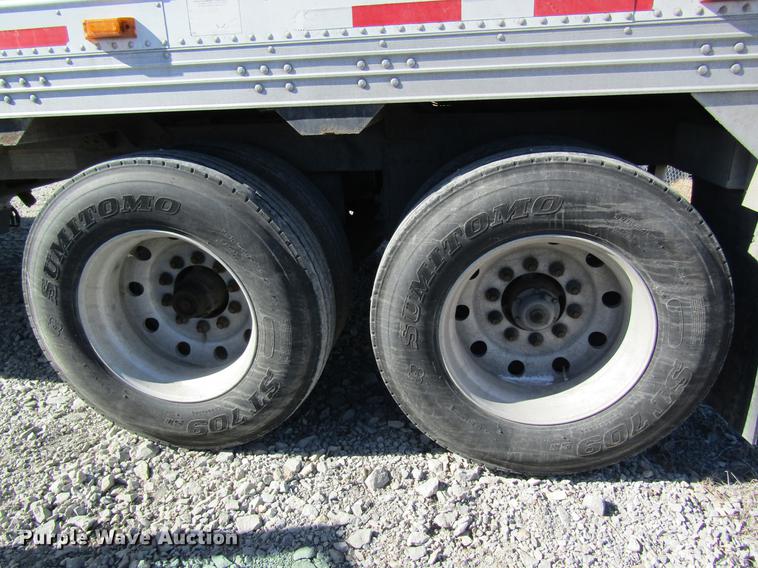 image for item DB5938 2007 Timpte Super Hopper double hopper grain trailer