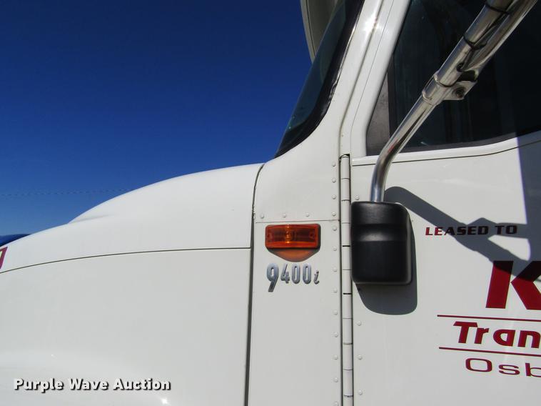 image for item DB5939 2007 International 9400i semi truck