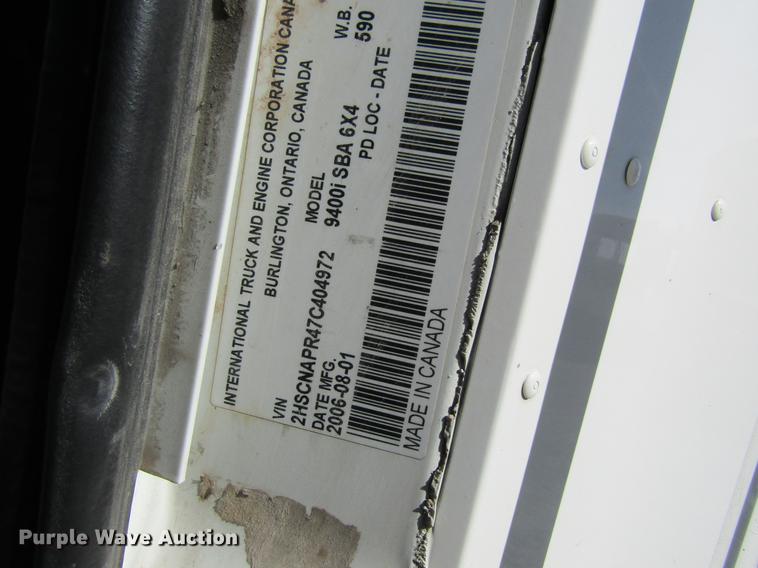 image for item DB5939 2007 International 9400i semi truck