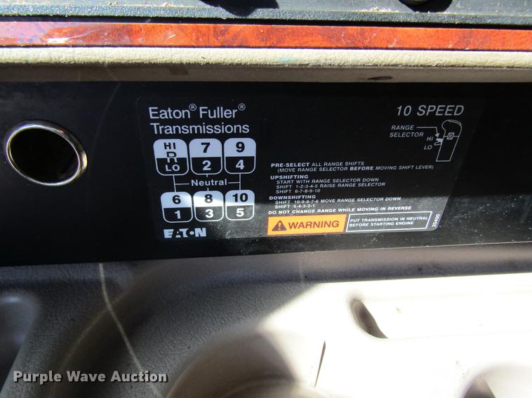 image for item DB5939 2007 International 9400i semi truck