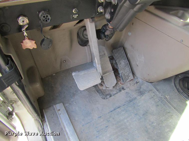 image for item DB5939 2007 International 9400i semi truck