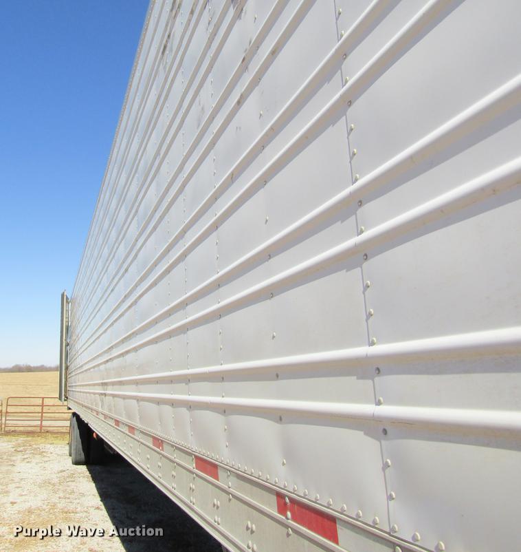 image for item DB5940 2008 Utility V52RA refrigerated van trailer