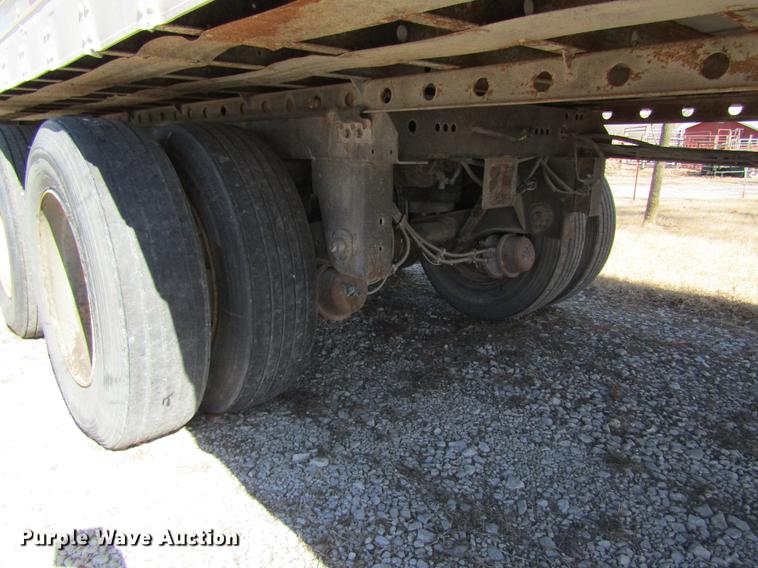 image for item DB5940 2008 Utility V52RA refrigerated van trailer