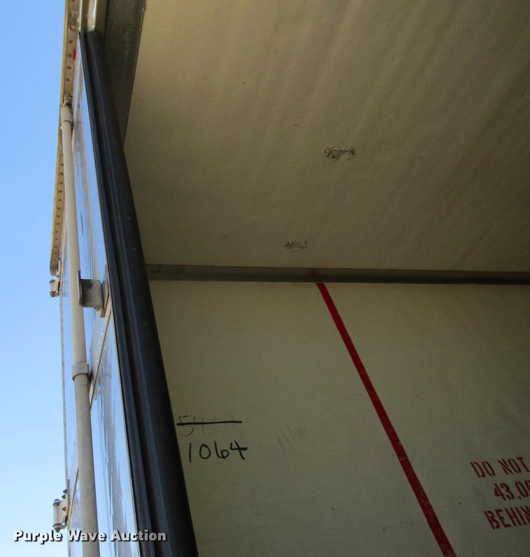 image for item DB5940 2008 Utility V52RA refrigerated van trailer