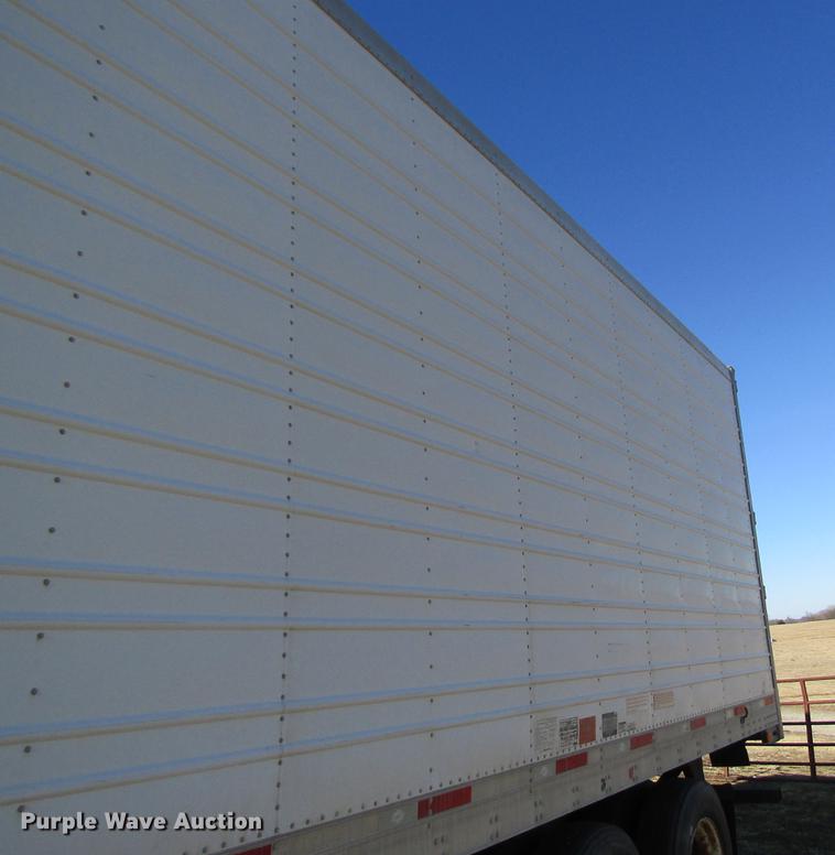 image for item DB5940 2008 Utility V52RA refrigerated van trailer