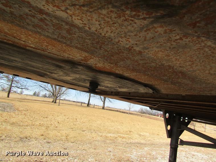 image for item DB5940 2008 Utility V52RA refrigerated van trailer