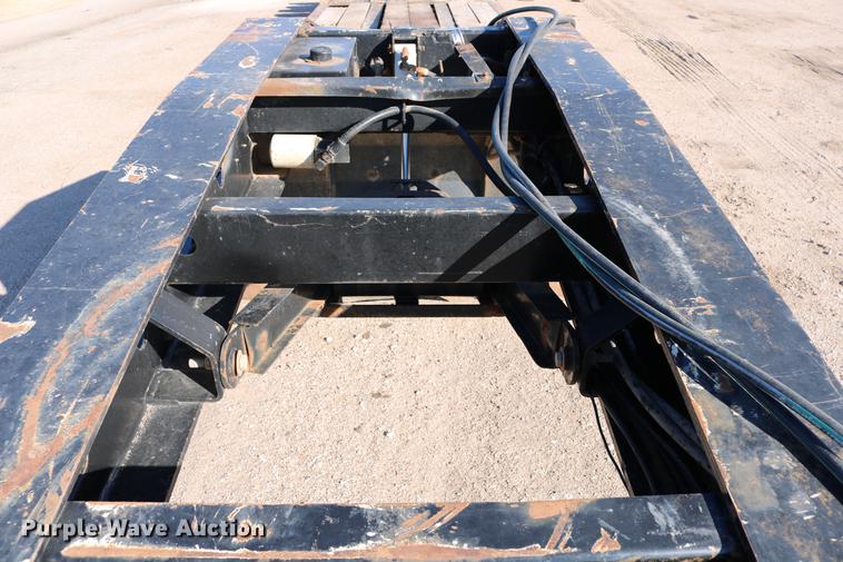 image for item DB6580 1993 Trail King TK100HDG-493 lowboy equipment trailer