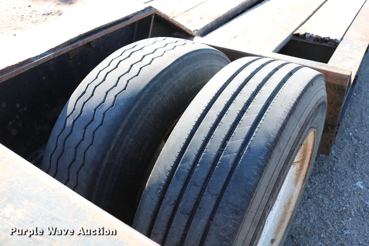 image for item DB6580 1993 Trail King TK100HDG-493 lowboy equipment trailer