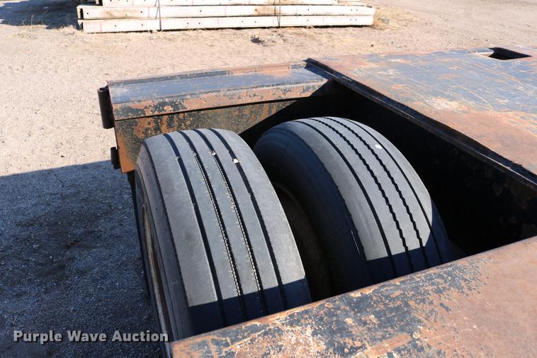 image for item DB6580 1993 Trail King TK100HDG-493 lowboy equipment trailer