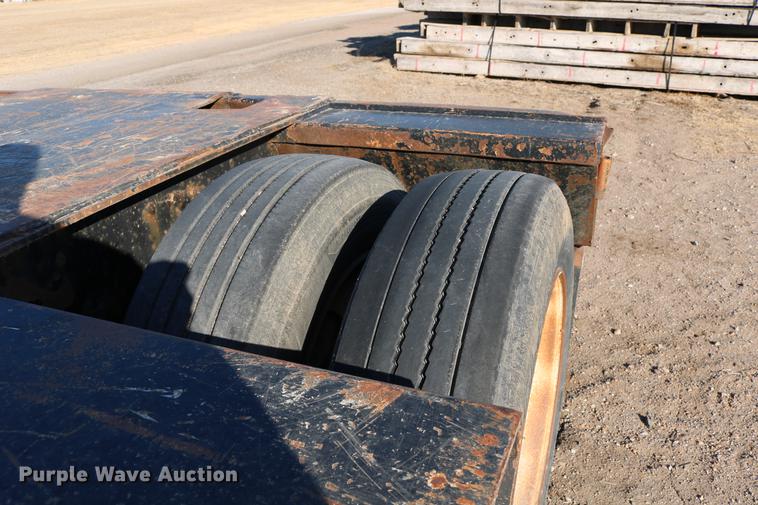image for item DB6580 1993 Trail King TK100HDG-493 lowboy equipment trailer