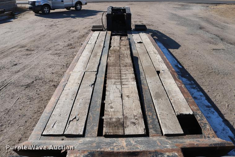 image for item DB6580 1993 Trail King TK100HDG-493 lowboy equipment trailer