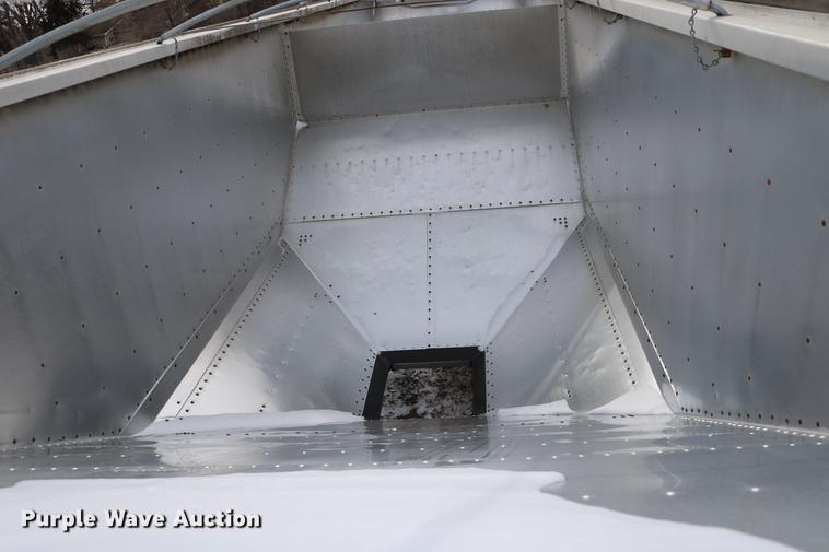 image for item DB6594 2011 Timpte Super Hopper double hopper bottom grain trailer