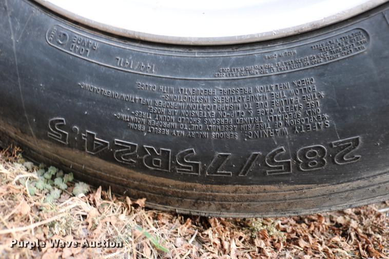 image for item DB6594 2011 Timpte Super Hopper double hopper bottom grain trailer