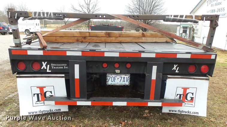 image for item DB7277 1996 Specialized XL 70PGD double drop deck trailer