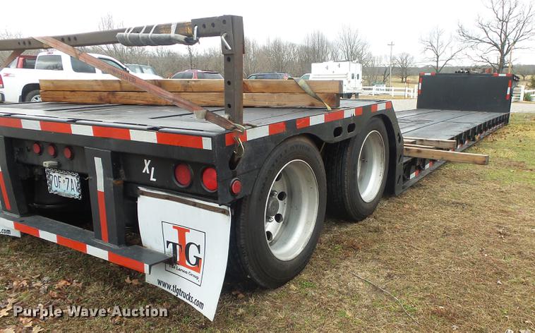 image for item DB7277 1996 Specialized XL 70PGD double drop deck trailer