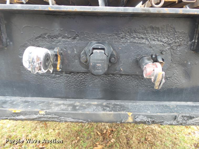 image for item DB7277 1996 Specialized XL 70PGD double drop deck trailer