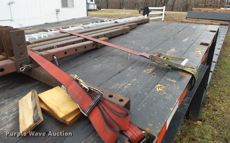 image for item DB7277 1996 Specialized XL 70PGD double drop deck trailer