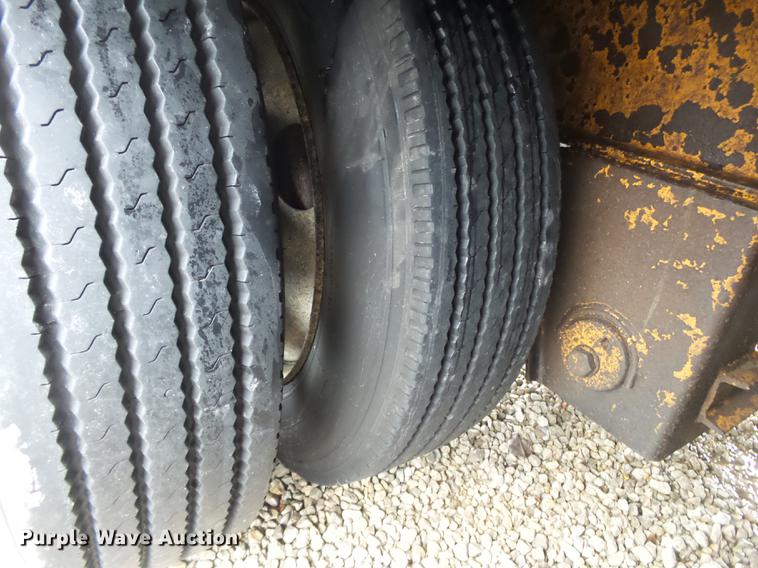 image for item DB7278 1998 Specialized XL 80PGD double drop deck trailer