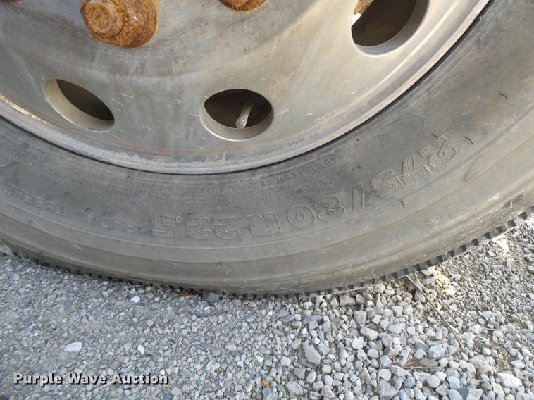 image for item DB7349 1998 Peterbilt 377 semi truck