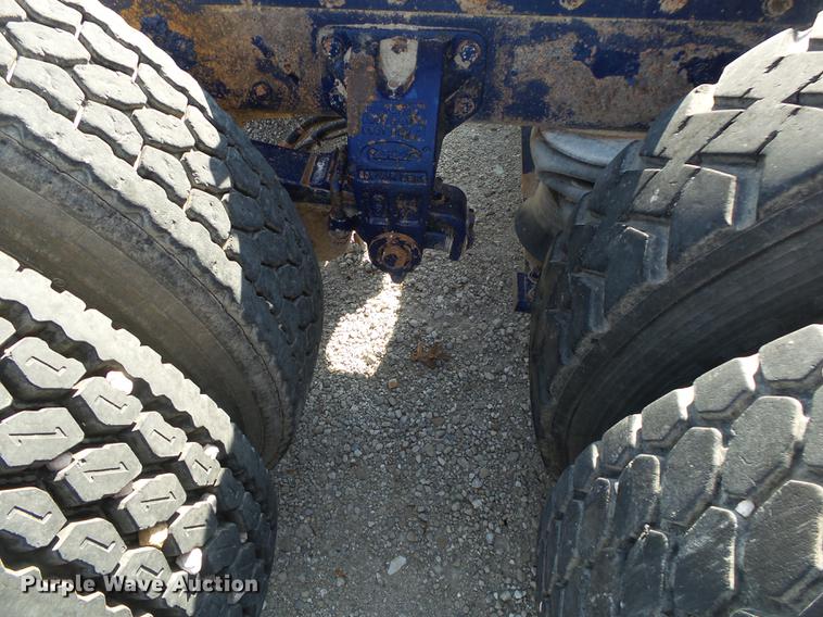 image for item DB7349 1998 Peterbilt 377 semi truck