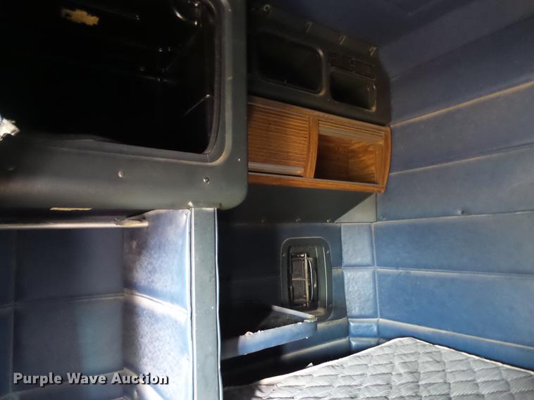 image for item DB7349 1998 Peterbilt 377 semi truck