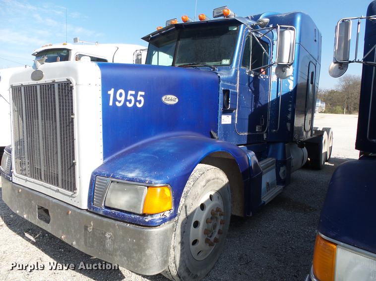 image for item DB7350 1999 Peterbilt 377 semi truck