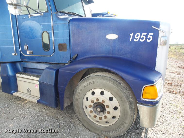 image for item DB7350 1999 Peterbilt 377 semi truck
