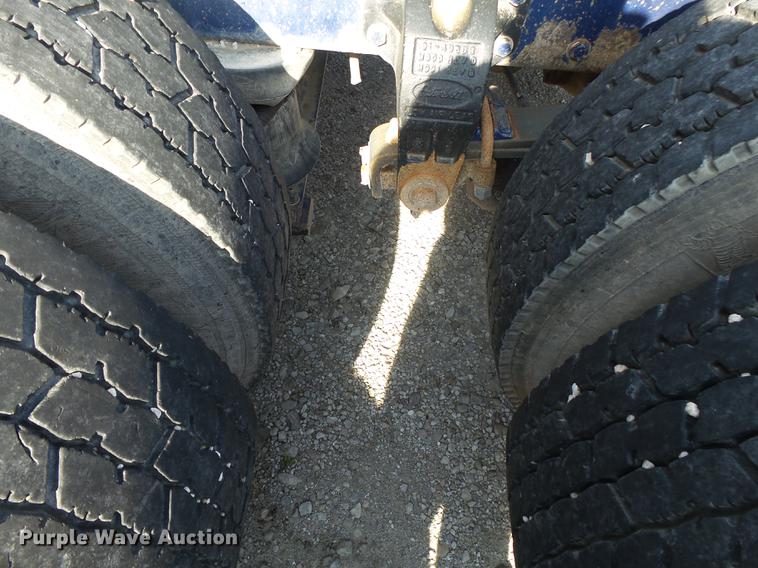 image for item DB7350 1999 Peterbilt 377 semi truck