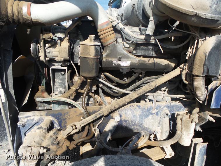 image for item DB7350 1999 Peterbilt 377 semi truck