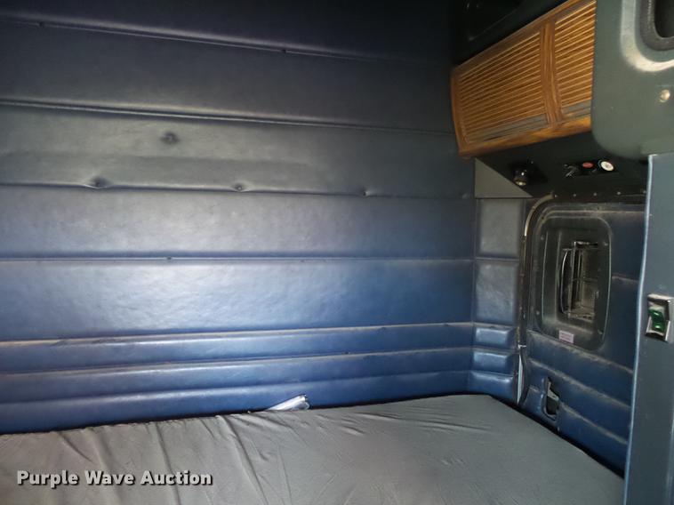 image for item DB7350 1999 Peterbilt 377 semi truck