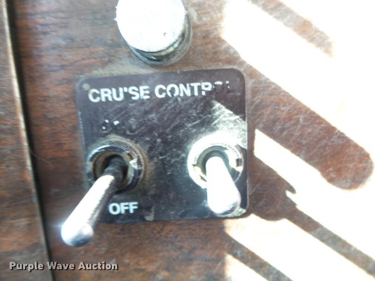 image for item DB7350 1999 Peterbilt 377 semi truck