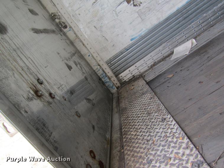 image for item DB9771 2000 Wabash dry van trailer