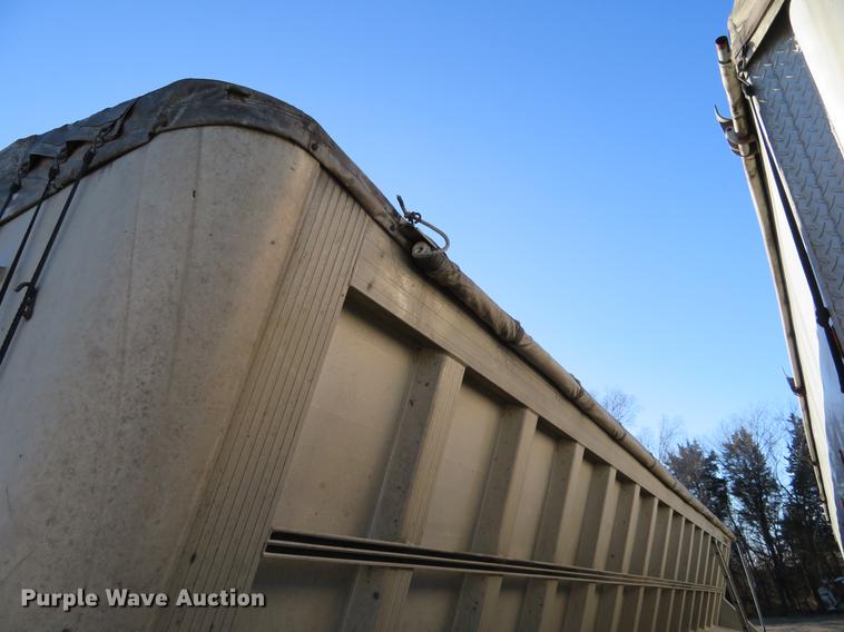 image for item DC0872 1994 CMC SV-102 end dump trailer