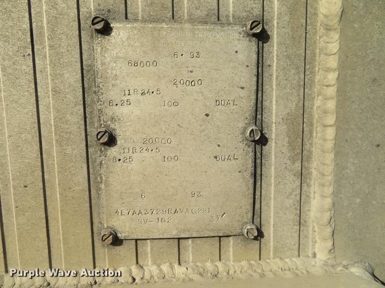 image for item DC0872 1994 CMC SV-102 end dump trailer