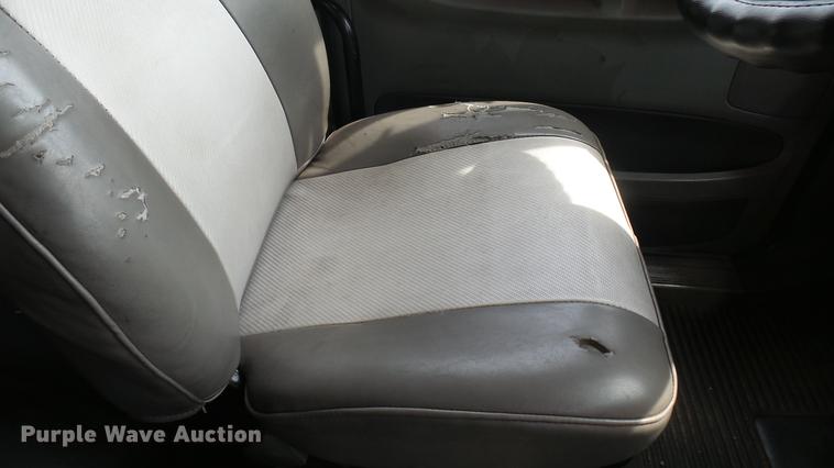 image for item DC1768 2007 Freightliner Columbia semi truck