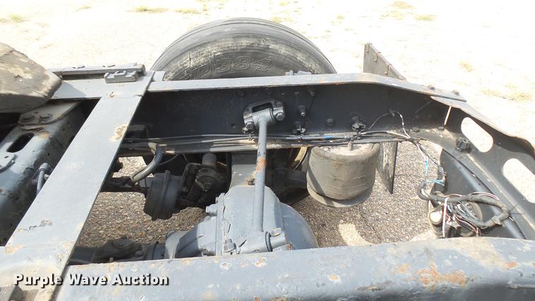 image for item DC1768 2007 Freightliner Columbia semi truck