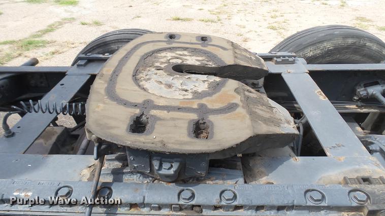 image for item DC1768 2007 Freightliner Columbia semi truck