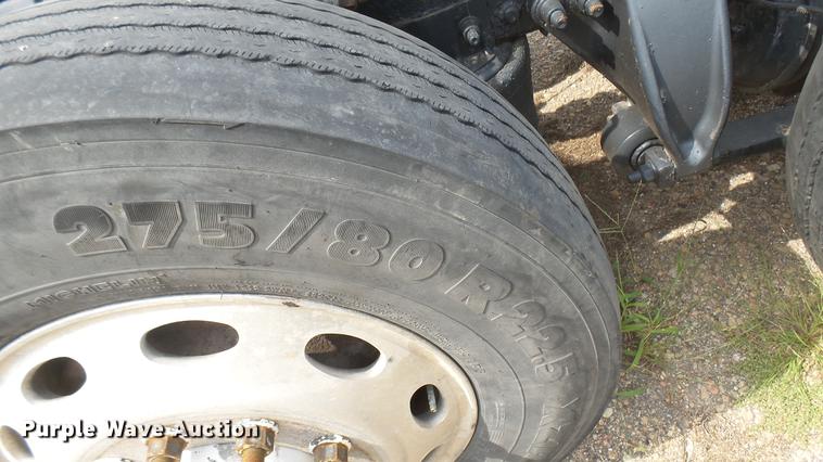 image for item DC1768 2007 Freightliner Columbia semi truck