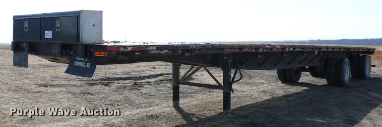 image for item DC3549 1997 Great Dane GPMWSHR248 flatbed trailer