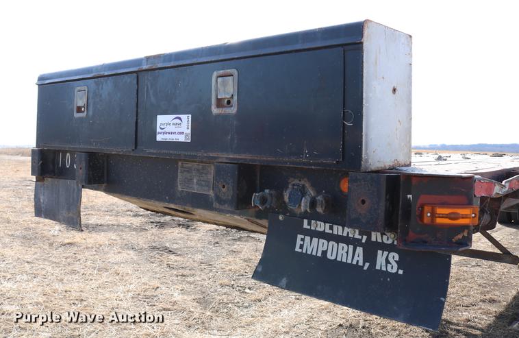 image for item DC3549 1997 Great Dane GPMWSHR248 flatbed trailer